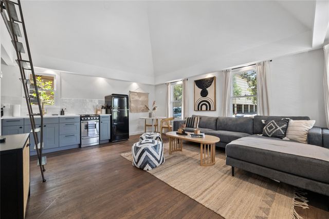 1507 Drake Ave A, Austin, TX 78704