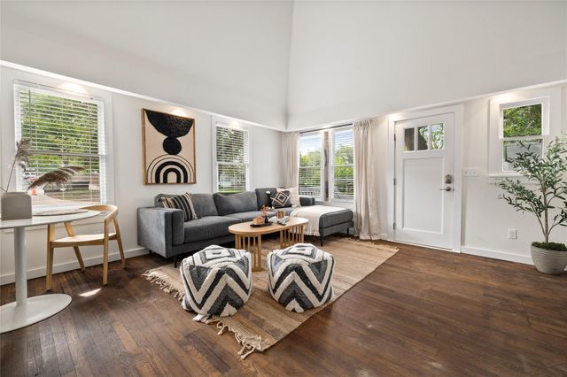 1507 Drake Ave A, Austin, TX 78704