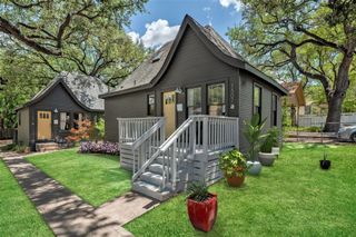 1507 Drake Ave A, Austin, TX 78704