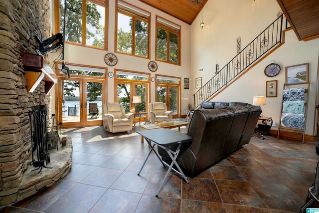 71 PRIMROSE DRIVE, Wedowee, AL 36278