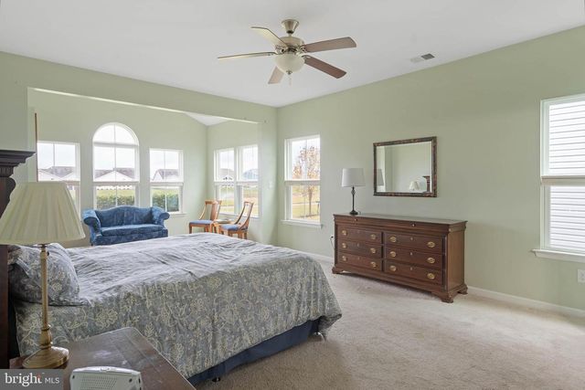 33 WATERSIDE DR, Bridgeville, DE 19933