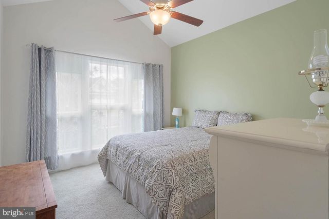 33 WATERSIDE DR, Bridgeville, DE 19933