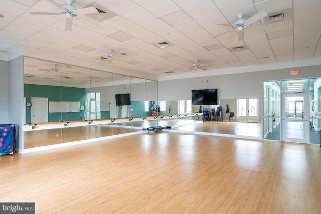 33 WATERSIDE DR, Bridgeville, DE 19933