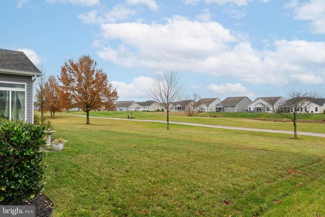 33 WATERSIDE DR, Bridgeville, DE 19933