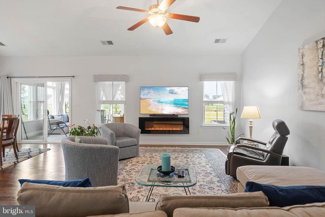 33 WATERSIDE DR, Bridgeville, DE 19933