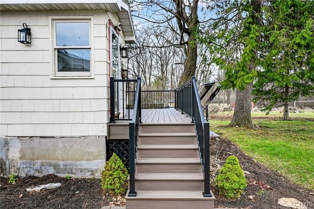 6029 East Seneca, Dewitt, NY 13078