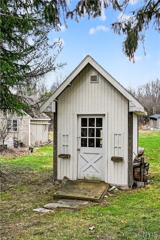 6029 East Seneca, Dewitt, NY 13078
