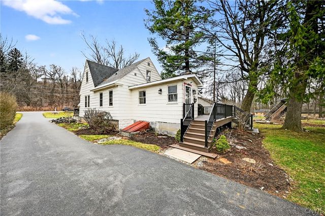 6029 East Seneca, Dewitt, NY 13078