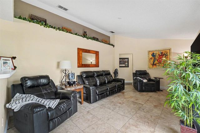 807 DEL PRADO DRIVE, Kissimmee, FL 34758