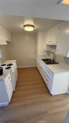 2445 Elden, Costa Mesa, CA 92627