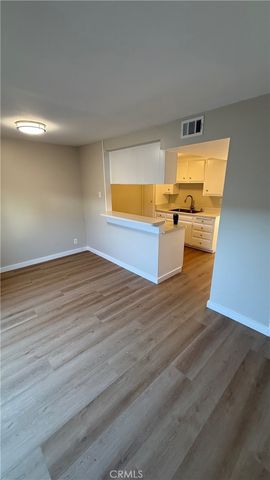 2445 Elden, Costa Mesa, CA 92627