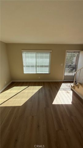 2445 Elden, Costa Mesa, CA 92627