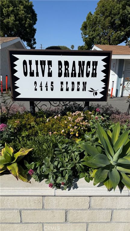 2445 Elden, Costa Mesa, CA 92627