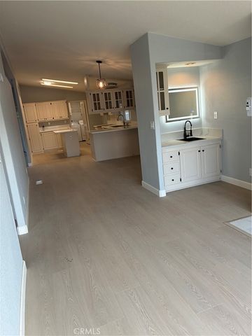 19127 Pioneer 73, Artesia, CA 90701