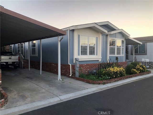 19127 Pioneer 73, Artesia, CA 90701