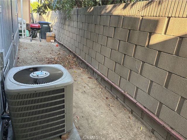 19127 Pioneer 73, Artesia, CA 90701