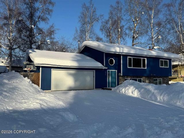 4416 Stanford Drive, Fairbanks, AK 99709