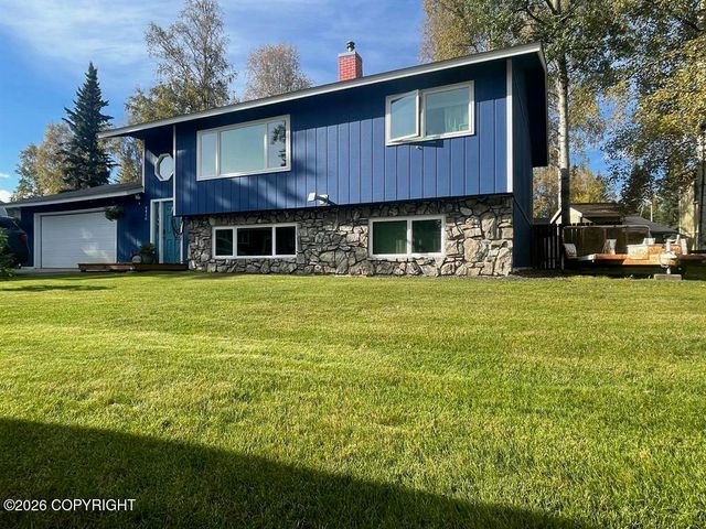 4416 Stanford Drive, Fairbanks, AK 99709