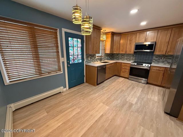 4416 Stanford Drive, Fairbanks, AK 99709