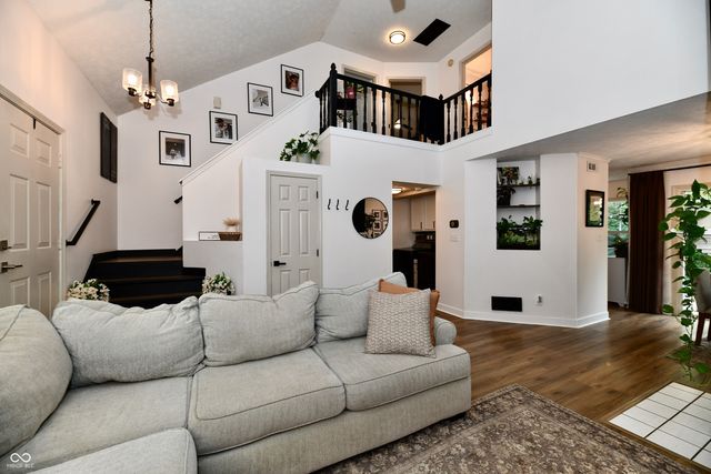 4933 Aspen Crest Lane, Indianapolis, IN 46254