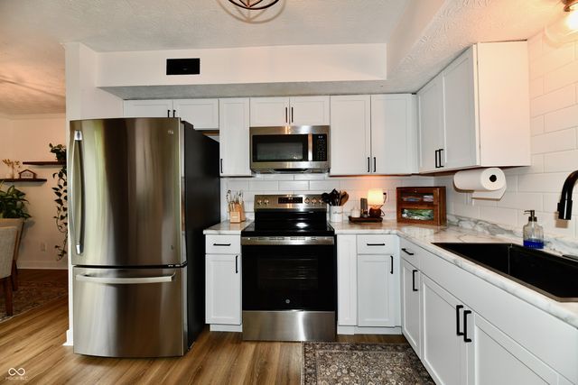4933 Aspen Crest Lane, Indianapolis, IN 46254