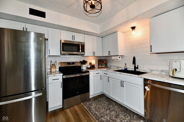 4933 Aspen Crest Lane, Indianapolis, IN 46254