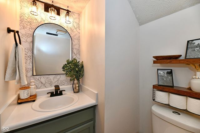 4933 Aspen Crest Lane, Indianapolis, IN 46254