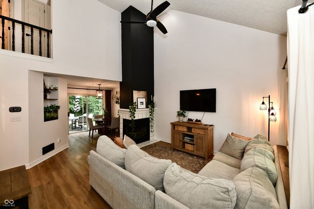 4933 Aspen Crest Lane, Indianapolis, IN 46254