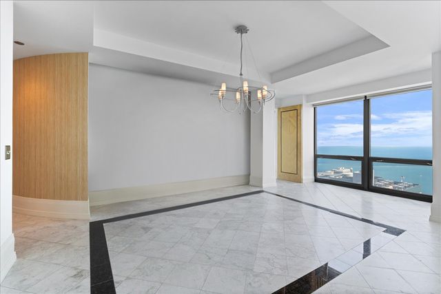 100 E Huron Street 4703, Chicago, IL 60611