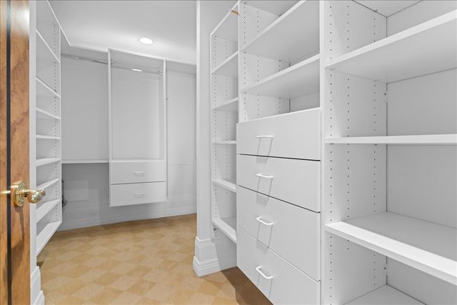 100 E Huron Street 4703, Chicago, IL 60611