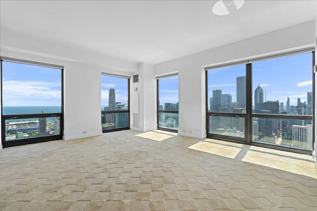 100 E Huron Street 4703, Chicago, IL 60611