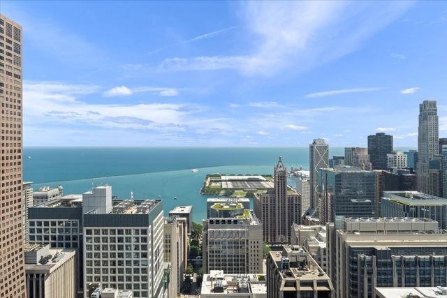100 E Huron Street 4703, Chicago, IL 60611