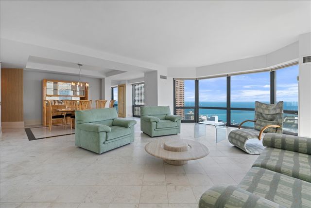 100 E Huron Street 4703, Chicago, IL 60611