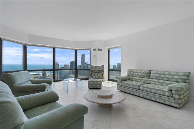 100 E Huron Street 4703, Chicago, IL 60611