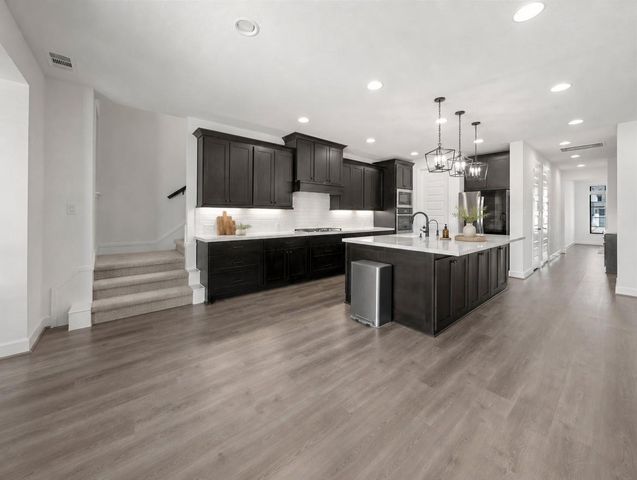 1440 Riva Ridge DR, Leander, TX 78641