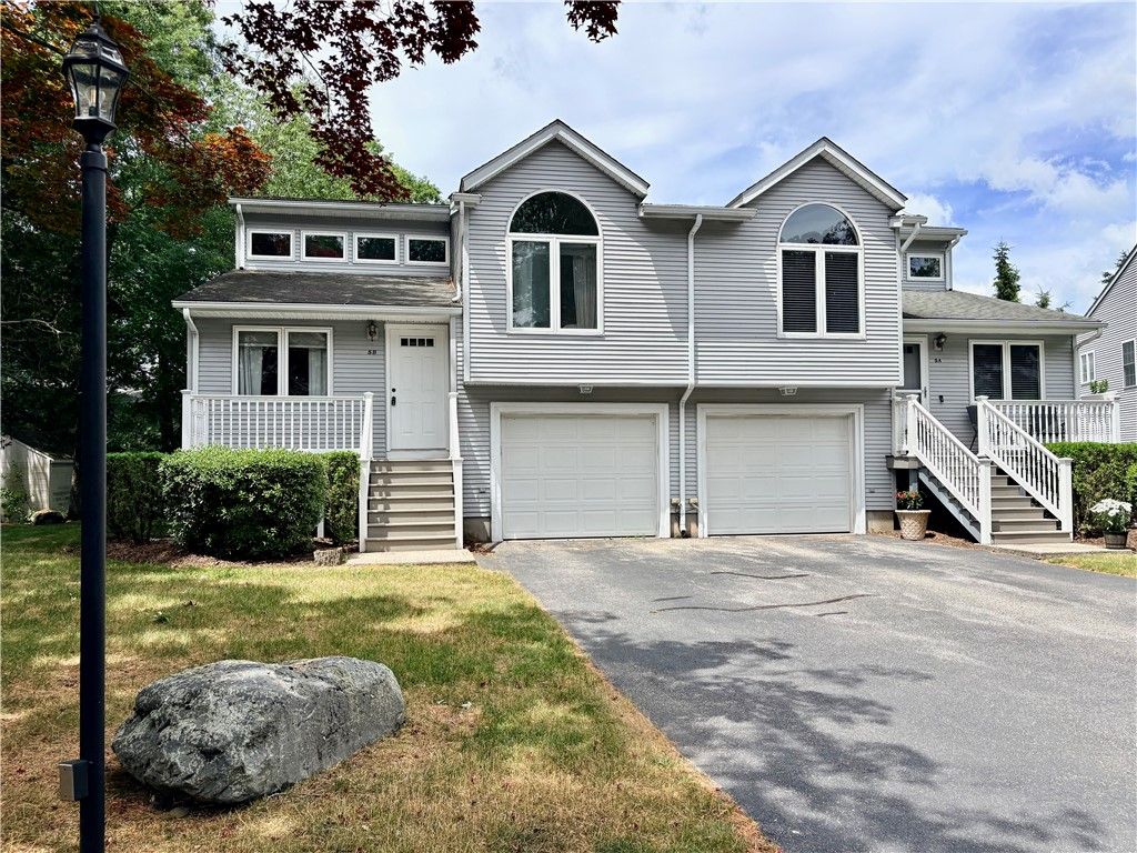 11 College Hill Road 5B, Warwick, RI 02886