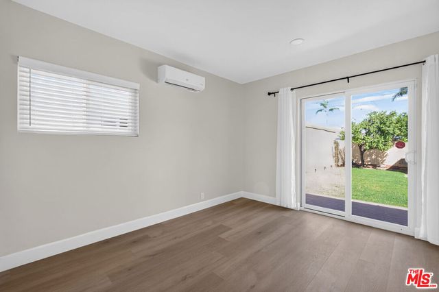 1720 S Genesee Avenue, Los Angeles, CA 90019