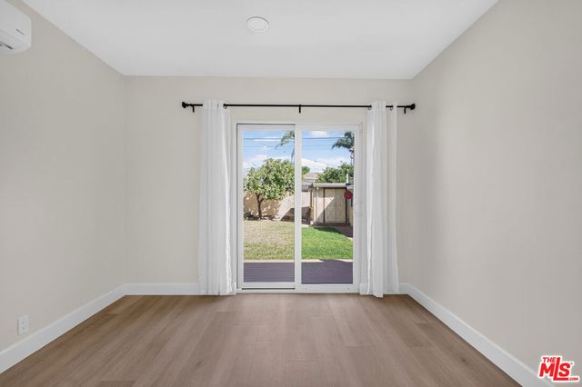 1720 S Genesee Avenue, Los Angeles, CA 90019