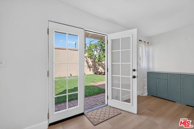 1720 S Genesee Avenue, Los Angeles, CA 90019
