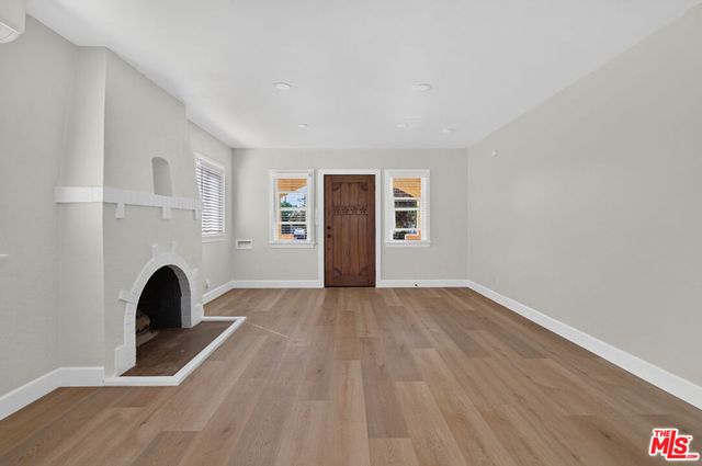 1720 S Genesee Avenue, Los Angeles, CA 90019