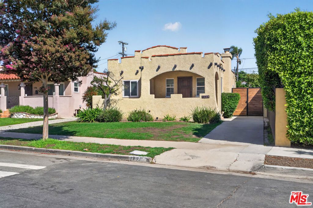 1720 S Genesee Avenue, Los Angeles, CA 90019