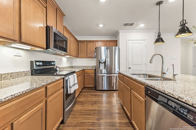 11125 Charismatic, San Antonio, TX 78245