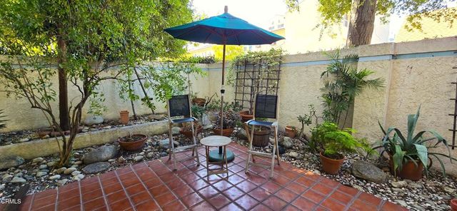 235 S Holliston Avenue 113, Pasadena, CA 91106