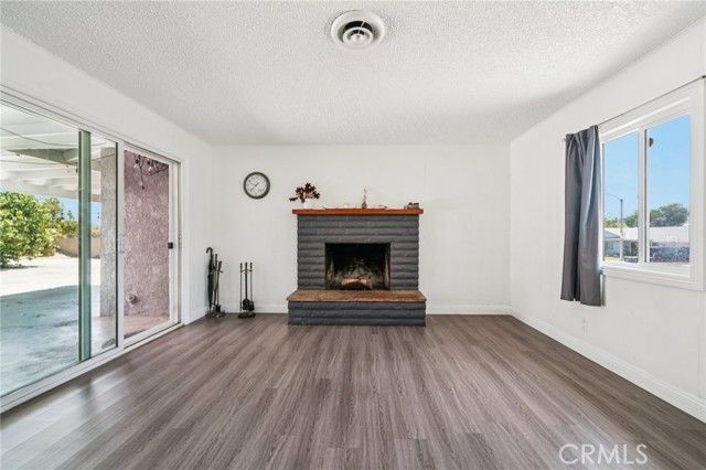 1260 Lincoln Avenue, Pomona, CA 91767