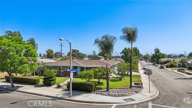 1260 Lincoln Avenue, Pomona, CA 91767