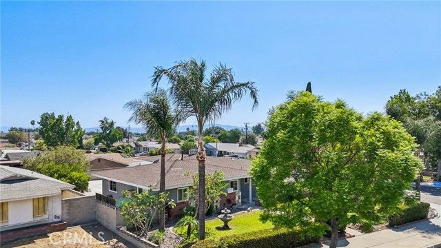 1260 Lincoln Avenue, Pomona, CA 91767