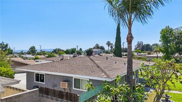 1260 Lincoln Avenue, Pomona, CA 91767