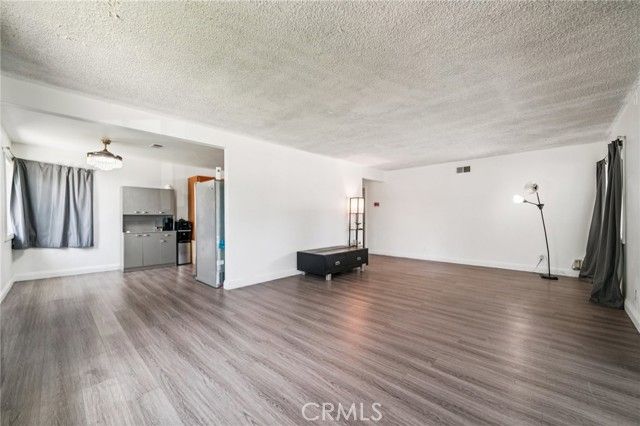 1260 Lincoln Avenue, Pomona, CA 91767