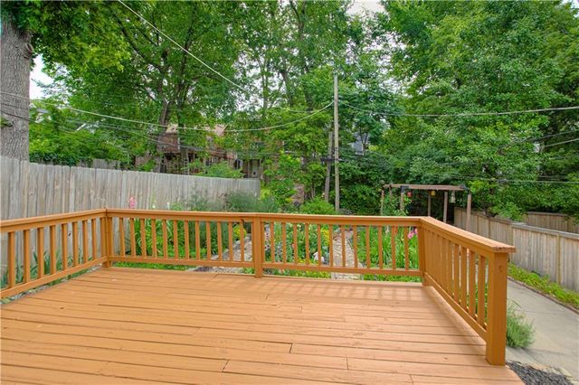 4231 Holmes Street, Kansas City, MO 64110