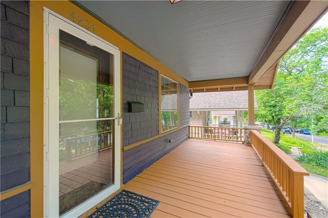 4231 Holmes Street, Kansas City, MO 64110
